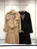 Trench-coat classique à double boutonnage pour femme, coupe-vent de style moyen, manteau d'automne et d'hiver, article 12104, conçu par marque