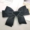 Söt båge hårklipp triangel badge hårnål enkelt elegant satin klipp högkvalitativa mode bowknot barettes