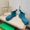 2022新しい女の子TPU rainboots厚い唯一のSqaure Toe Ankleブーツ女性35-45ウェリングトンズ女性男性雨の起動