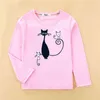Tryckt tees kattunge mönster tjejer t-shirt mode långärmad kläder söt katt design baby flicka toppar full bomull barn tshirt g1224