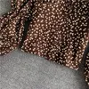 スクエアネック骨弾性折りのショートクロップトップ女性UK426 210507と秋の小さな花の長袖のシフォンシャツ