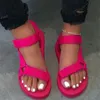 Kobiety płaskie gladiator miękkie sandały klamra galaretka żeńska swobodna platforma butów plażowych butów letnich sandałów 649