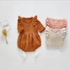 Baby meisje rompertjes vliegende mouw gebreide jumpsuits effen baby klimmen kleding ontwerper pasgeboren driehoek romper babykleding BT4987