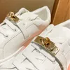 Luxury Designer Classic Casual Shoes 2021 Simple White Lace-up Non-slip Sneakers Gold Buckle Silver Buckle Couple Shoe FHH073001