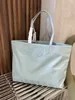 2021 Ladies Large Brand Shopping Bag Recycled Nylon Totes Bolsas de Bolsa de Bolsa Oxford Bolsas de Viagem portáteis182h