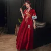 Red ethnic clothing Traditional Chinese Gown Modern Women Wedding Dress embroidered Long Cheongsam Qipao Vestido Oriental costume