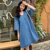 Korejpaa mulheres vestido verão coreano chique vintage simples selvagem v-pescoço solto casual sete pontos manga bluim denim vestidos 210526