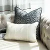 Luxe Throw Sofa Kussen Decoratief Nordic Elegant Hoofdkussen voor Stoel Bed 30 * 45 * 50 Zwart Golden Zebra Plaid 211110