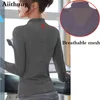 Manches longues Aiithuug pour femmes Sports Running Shirt Respirant Gym Workout Top Vestes de yoga pour femmes avec fermeture à glissière avec trous pour les doigts 211224