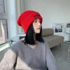 Basker kvinnors varma höst- och vinterplåspar ullens hip-hop hatt retro trend student öronskydd stickad kall delm22