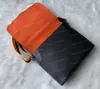 Borsa a tracolla da uomo di moda da uomo d'affari di alta qualità Borsa a tracolla classica in pelle PU Borse casual Borse da uomo252B