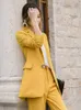 高品質の女性イエロースーツ秋のファッションプロのズボン大型スリムロングブレザー女性のツーピース210527