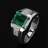 Anéis Mens Cristal Esmeralda Verde Spinel Anel Masculino Platinum Banhado Moda Diamante Lady Cluster Styles Band