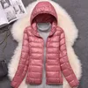 15 couleurs Plus Taille 5XL 6XL 7XL Femme légère Packable Down Puffer Jacket Manteau d'hiver Portable Vêtements d'extérieur 210916