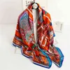 2021 Sommar Silk Square Scarf Head Wraps Kvinna Neckerchief Kvinnor Bandana Skriv ut Fashion Lady Shawl Foulard Stor Hijab 135x135cm