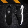 Выходные блюда Mens Mens Mens Mens Sport Sport Brote Fashion Black White Rethaility Runners Outdoor Sneakers Размер 39-44 WY10-1703