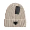 2022 NewColors Knit Hat 10 Beanie Designer Cappello da cranio Cappello da uomo caldo e donne Sport all'aperto