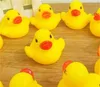 Mini Lastik ördek banyo ördeği Pvc sesli Yüzen Ördek Bebek Banyo Su Oyuncak Yüzme Plaj Hediye için Çocuk 149 B3