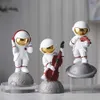 Mini-Gartenzubehör, Dekoration für Zuhause, Charakter, Harz, Halloween, Astronautenfiguren, Wohnzimmer, Weltraummann, Weihnachtsdekoration 219484581