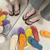 Тапочки Лето Простые Сплошные Цветовые Сандалии Для Женщин Корейский Модный Досуг Открытый Пляж Флиппс Ванная комната Противоскользящая Обувь