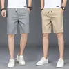 Mäns Shorts Sommar Casual Solid Färg Mode Drawstring Kort Byxor Ljus Tunn Everyday Street Bermuda Knee-Length