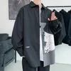 Camicie casual da uomo Stampa manica lunga Cargo Harajuku Black Shirt Style coreano Uomo Vintage Vestiti Via vintage Streetwear S-5XL