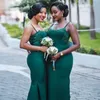 2021 Africano esmeralda verde sereia sereia vestidos de dama de honra varrer lace apliques appliques espaguetes spandex casamento vestido vestido de visita de honra plus size