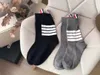 Moda TB Marka Çorap Erkek Kadın Pamuk Çizgili Rahat Mürettebat Çorap Hip Hop Orta Çorap Ins 6 Çiftler 210727