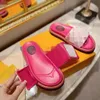 2021 latest Pool Pillow Comfort Mules Women Fashion Slippers Ladies Summer Vibrant Sandals Puffy Style Classic Slides 35-41 g0357