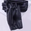 1Pair Frauen Mode PU-Leder Schwarz Halbfingerhandschuhe Kühles Herz Hohlfingerlose Frau für Fitness # 40 Fünf Finger