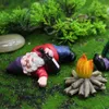 4 pcs Jardim de fadas gnomos bêbados ornamentos em miniatura definido mini estátuas de fogueira anão para plantador vasopot decor acessórios 210804