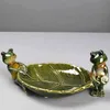 Funny Porcelain Frog Figurine Soap Dish Decorative Ceramic Leaf Soap Box Gift Craft Ornament Bathroom Supplies Daily Necessities 211119