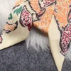 2021 디자이너 헤드 밴드 럭셔리 브랜드 여성 여름 다용도 스카프 넥타이 고품질 재료 작은 스카프 헤어 액세서리