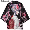 svart traditionell kimono