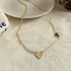 Rétro Simple collier court pour les femmes amour pendentif clavicule chaînes Vintage mode métal tour de cou bijoux cadeau mariage