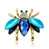 Assorted Colors Lovely Bee Broscher Pin Cute Insect Animal Brosch för kvinnor Klänning Scarf Design Smycken Tillbehör AG134