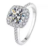 Round Silver 1ct D VVS Luksusowy pierścień MOISSANITE dla kobiet