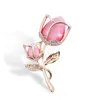 Exquisite Crystal Pink Rose Pins Rhinestone Bloem Broches voor Dames Kleding Accessoires Dames Bruiloft Banket Broche Sieraden