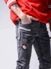 Calça jeans skinny rasgada e elástica para homens outono biker jeans de alta qualidade ajuste fino jeans riscado de alta elasticidade calça lápis com zíper X0621