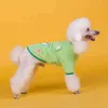 Colori verde giallo stampato due gambe gilet per animali camicia per cani stile più nuovo per vestiti per cani e gatti in cotone elastico spesso autunno e inverno 210401
