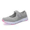 2021 Nouvelles femmes Sandales Belles nouvelles chaussures d'été Plate-forme Pantoufles Coins Tongs Fitness Filles Sandale décontractée Chaussures Taille 35-42 K78