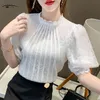 Elegante Retalhos Crochet Mulheres Camisa Senhoras Branco Laço Blusa Puff Manga O-Neck Collar Tops Plus Size Blusas Mujer 14111 210521