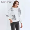 TOWTWINSTYLE décontracté irrégulier Patchwork Sequin pull pour femmes O cou à manches longues blanc sweat femme mode Style 210524