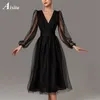 Kort A Line Prom Homecoming Dresses V Neck Long Puff Sleeve Tulle Formal Evening Party Klänningar för Graduation Vestidos