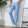 Haute qualité hommes bleu clair jeans 2021 printemps été hommes stretch slim fit jean denim pantalon mode couleur unie coton pantalon x0621