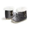 Stivali Inverno Baby Boy Girl Scarpe da neve in pelle scamosciata Suola morbida Bottoni Decor Bambino Foderato in peluche Prewalker Fleece 0-18M