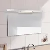 iluminación de vanidad de baño moderno