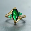 Anéis de casamento Luxo Feminino Verde Cristal Anel de Pedra Vintage Ouro Amarelo Fino Para As Mulheres Charm Folha Zircon Engagement