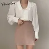 Yitimuceng Blouse décontractée Femmes Surdimensionné Ruché Bureau Dame Chemises Mode Coréenne À Manches Longues Blanc Noir Tops Printemps 210601