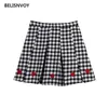 Mini gonna a pieghe da donna in stile preppy giapponese Harajuku vita alta ricamo a cuore dolce retro plaid Kawaii A-line s 210520